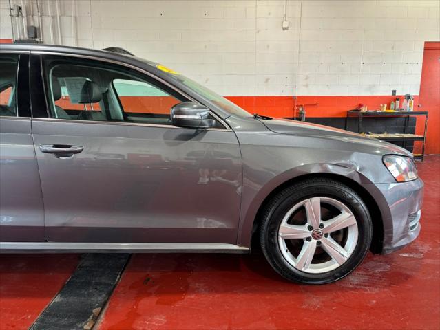 2013 Volkswagen Passat 2.5L SE