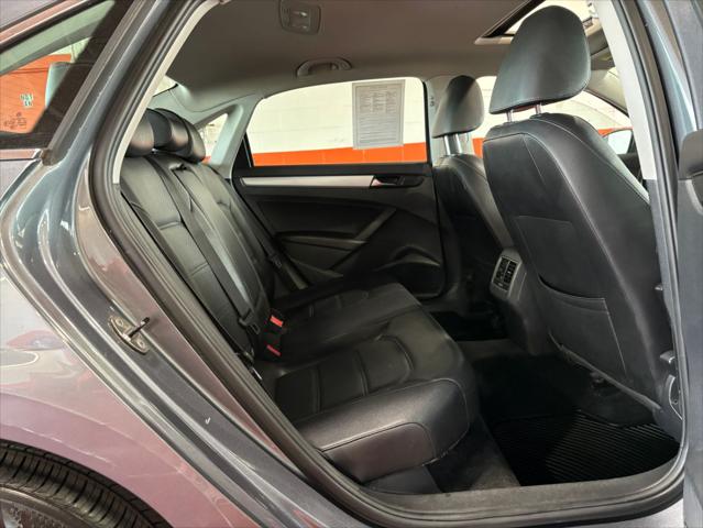 2013 Volkswagen Passat 2.5L SE