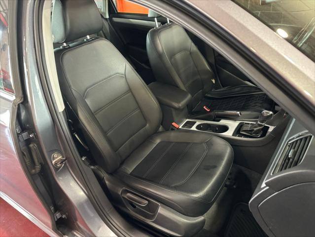 2013 Volkswagen Passat 2.5L SE