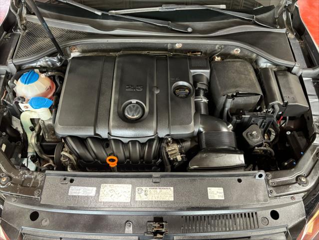 2013 Volkswagen Passat 2.5L SE
