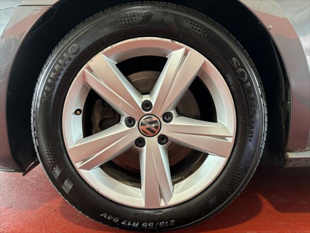 2013 Volkswagen Passat 2.5L SE