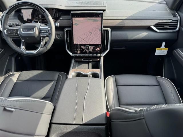 2026 GMC Acadia Denali AWD