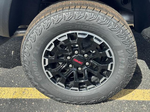 2026 GMC Canyon AT4, 4WD
