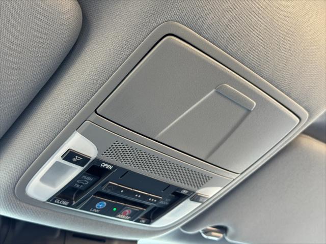 2017 Acura MDX w/Technology Package