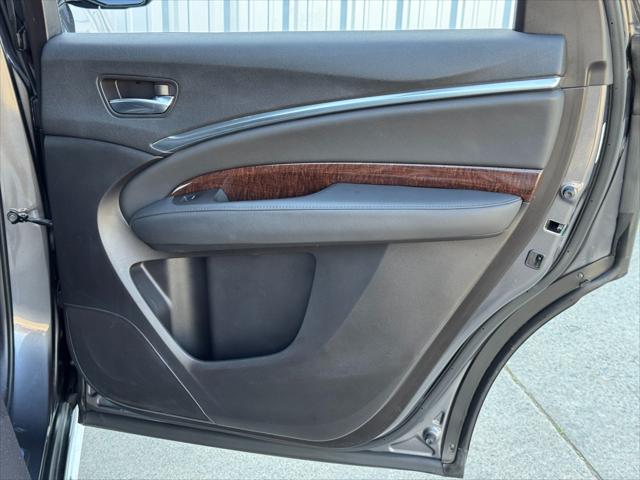 2017 Acura MDX w/Technology Package