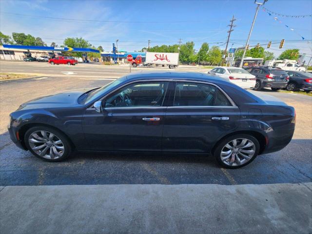 2017 Chrysler 300 C 4dr Sedan
