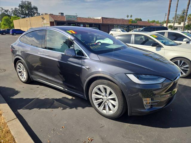 2017 Tesla Model X 90D