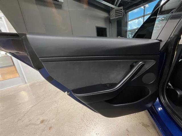 2021 Tesla Model 3 Standard Range Plus Rear-Wheel Drive