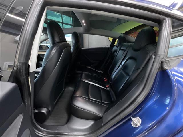 2021 Tesla Model 3 Standard Range Plus Rear-Wheel Drive