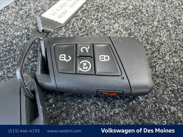 2026 Volkswagen Taos SE