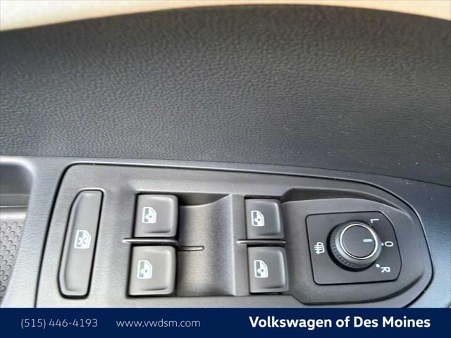 2026 Volkswagen Taos SE