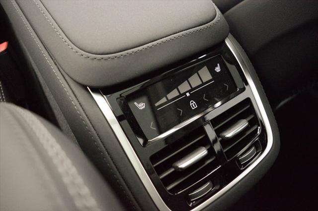 2026 Volvo XC90 Plug-In Hybrid Ultra, T8 AWD, Electric/Gasoline, Bright, 7 Seats