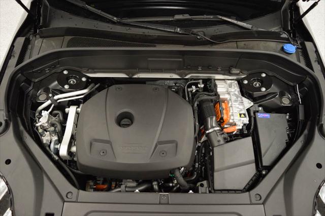 2026 Volvo XC90 Plug-In Hybrid Ultra, T8 AWD, Electric/Gasoline, Bright, 7 Seats