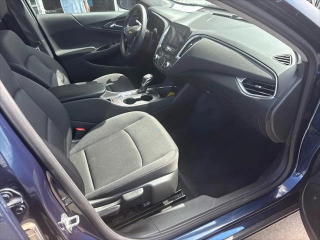 2021 Chevrolet Malibu FWD LT