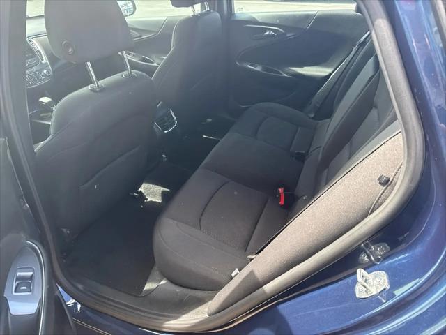 2021 Chevrolet Malibu FWD LT