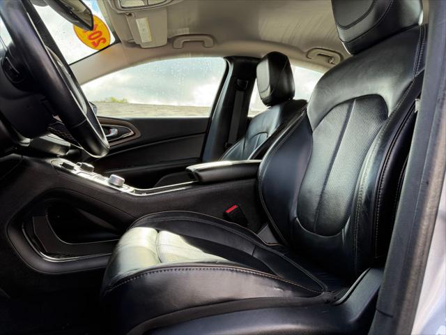 2015 Chrysler 200 C