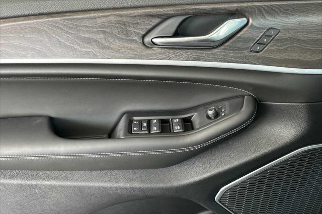 2026 Jeep Grand Cherokee Limited Reserve
