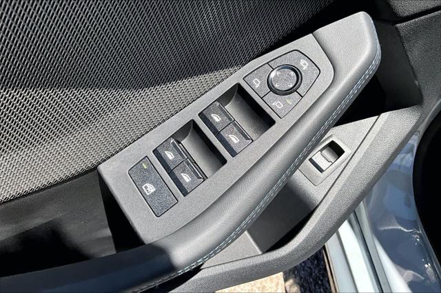 2026 BMW Coupe xDrive