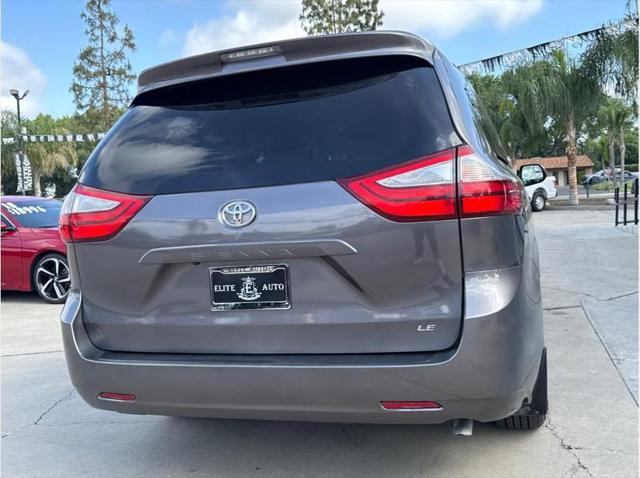 2016 Toyota Sienna LE Minivan 4D