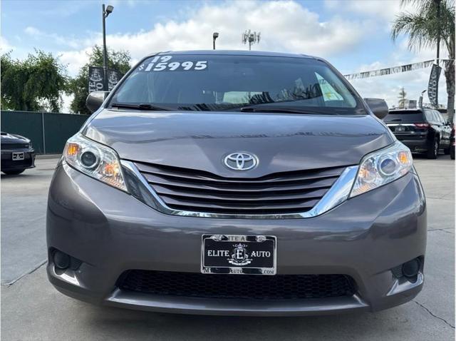 2016 Toyota Sienna LE Minivan 4D