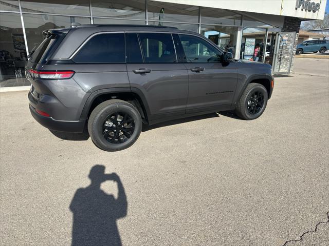2026 Jeep Grand Cherokee Altitude 4x4