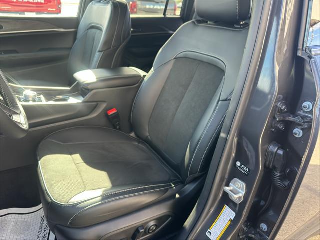 2026 Jeep Grand Cherokee Altitude 4x4