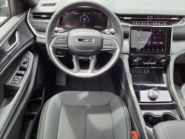2026 Jeep Grand Cherokee L Altitude 4x4