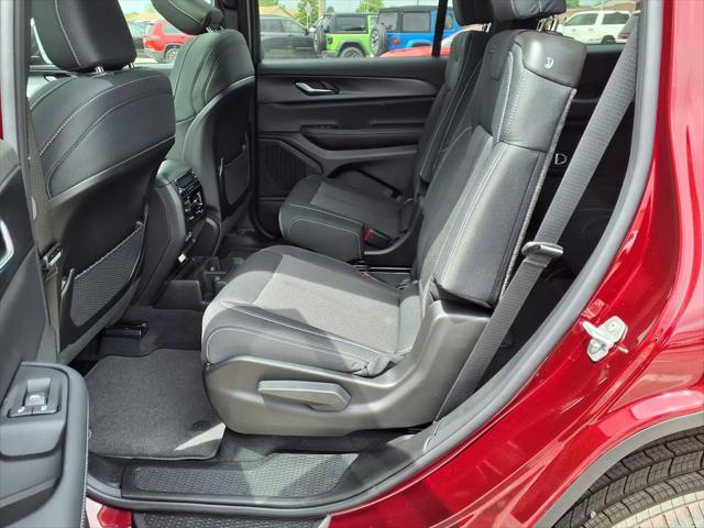 2026 Jeep Grand Cherokee L Altitude 4x4