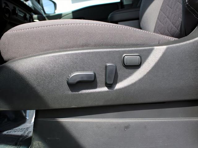 2026 Nissan Frontier Crew Cab Long Bed SV 4x4