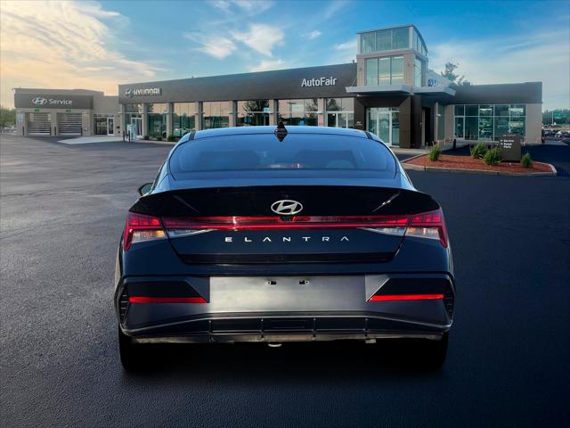 2026 Hyundai Elantra SEL Sport Premium