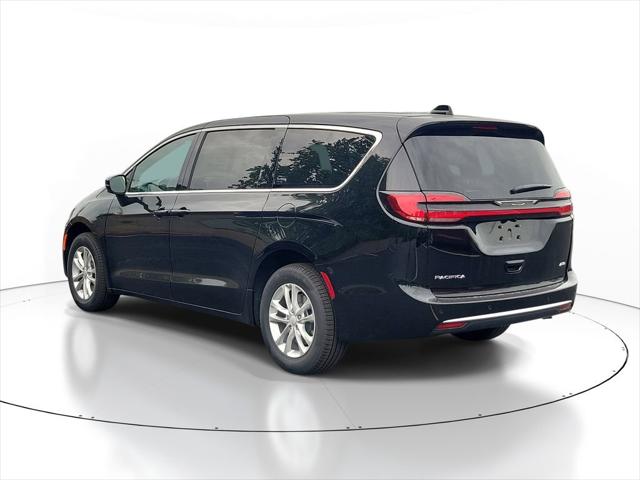 2027 Chrysler Pacifica PACIFICA SELECT AWD
