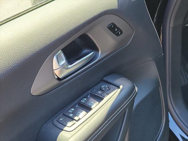 2027 Chrysler Pacifica Limited AWD