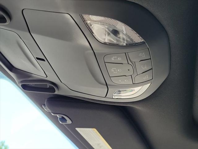 2027 Chrysler Pacifica Limited AWD