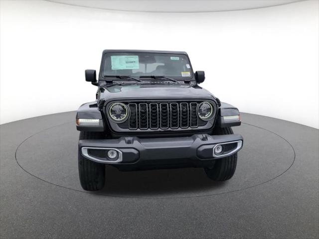 2026 Jeep Gladiator GLADIATOR SAHARA 4X4