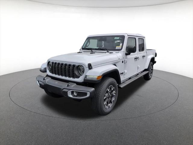 2026 Jeep Gladiator GLADIATOR SAHARA 4X4