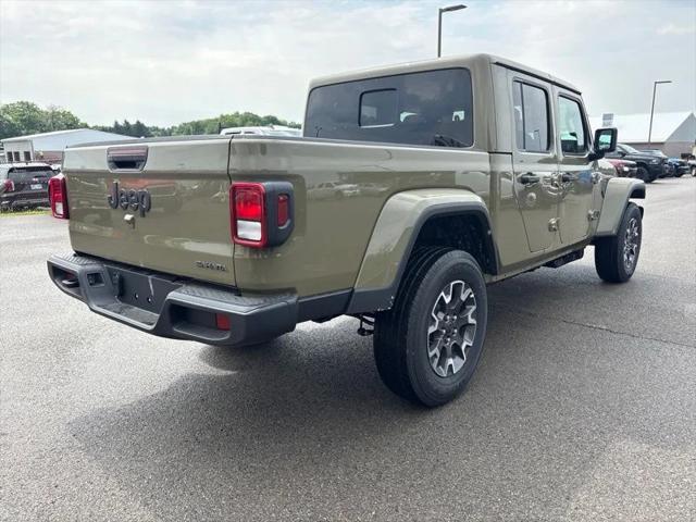 2026 Jeep Gladiator GLADIATOR SAHARA 4X4