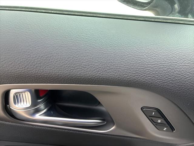 2027 Chrysler Pacifica Select AWD