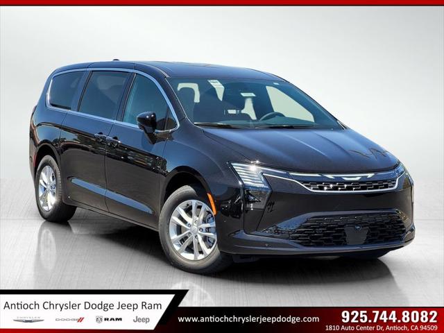 2027 Chrysler Pacifica Select for sale in Antioch, CA