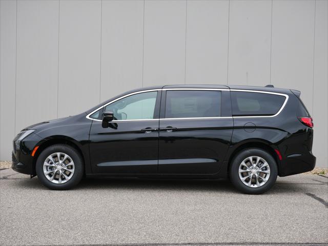 2027 Chrysler Pacifica PACIFICA SELECT AWD 2027 Chrysler Pacifica PACIFICA SELECT AWD