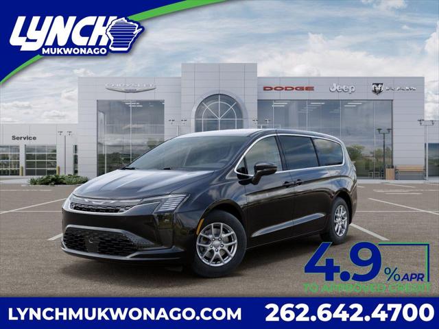 2027 Chrysler Pacifica Select for sale in Mukwonago, WI