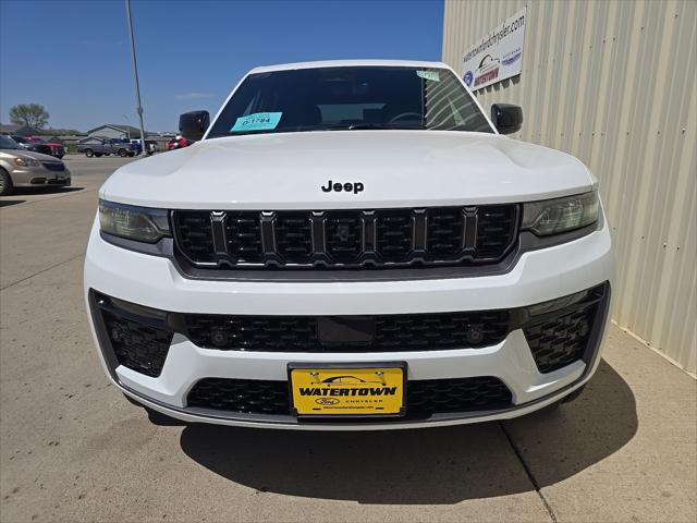 2026 Jeep Grand Cherokee Limited Reserve