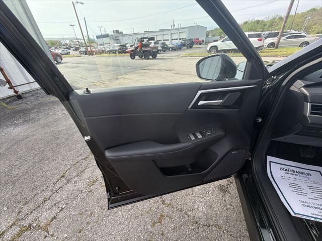 2026 Mitsubishi Outlander LE 1.5T S-AWC
