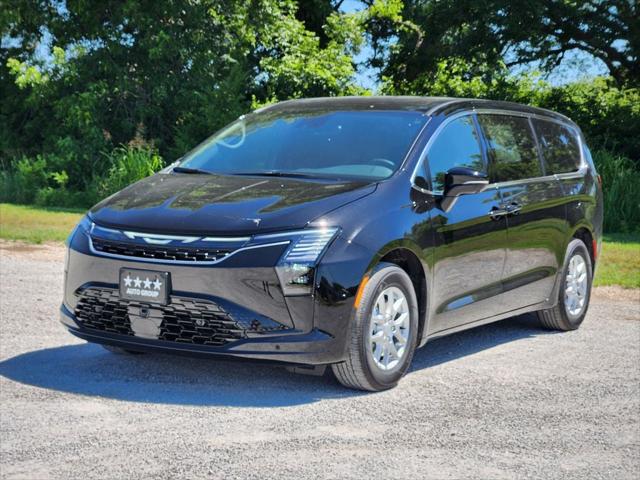 2027 Chrysler Pacifica PACIFICA SELECT