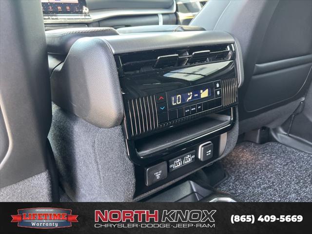 2026 Jeep Grand Wagoneer L 4x4