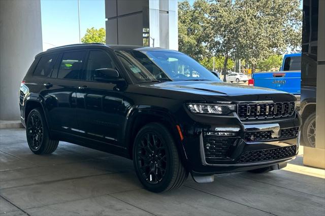 2026 Jeep Grand Cherokee GRAND CHEROKEE L SUMMIT 4X4