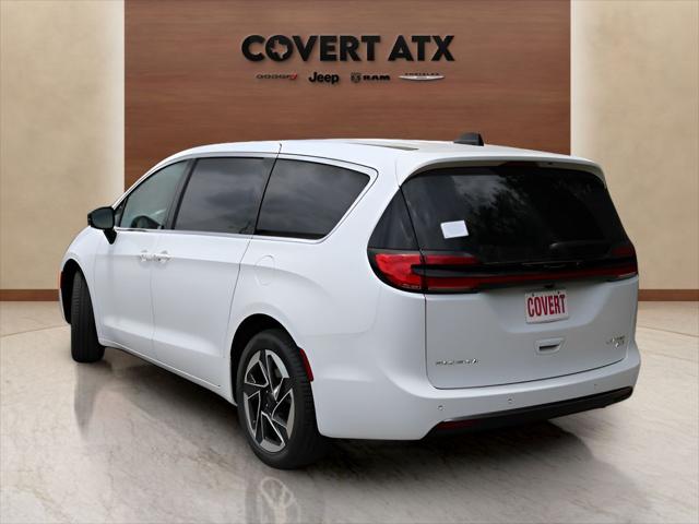 2027 Chrysler Pacifica Limited