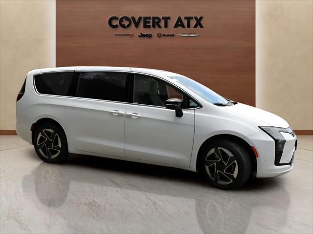 2027 Chrysler Pacifica Limited