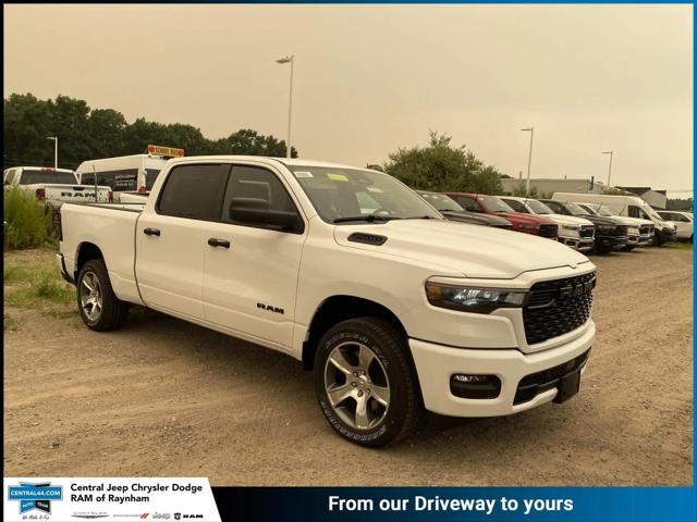 2026 RAM 1500 RAM 1500 EXPRESS CREW CAB 4X4 64 BOX