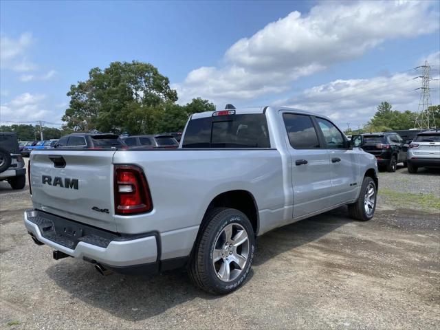 2026 RAM 1500 RAM 1500 EXPRESS CREW CAB 4X4 64 BOX