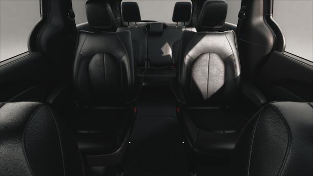 2027 Chrysler Pacifica PACIFICA SELECT AWD